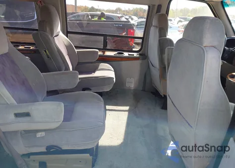 1999 Ford E-150 Commercial/Recreational z USA, uszkodzony, nr VIN 1FDRE142XXHB91069